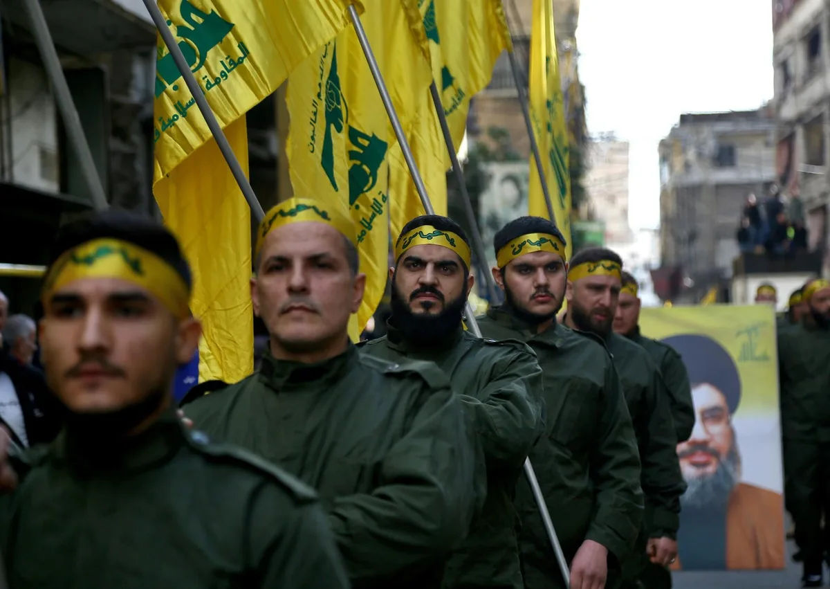 El embajador de Estados Unidos en Líbano condiciona el fin de la ofensiva israelí al desarme de Hezbollah