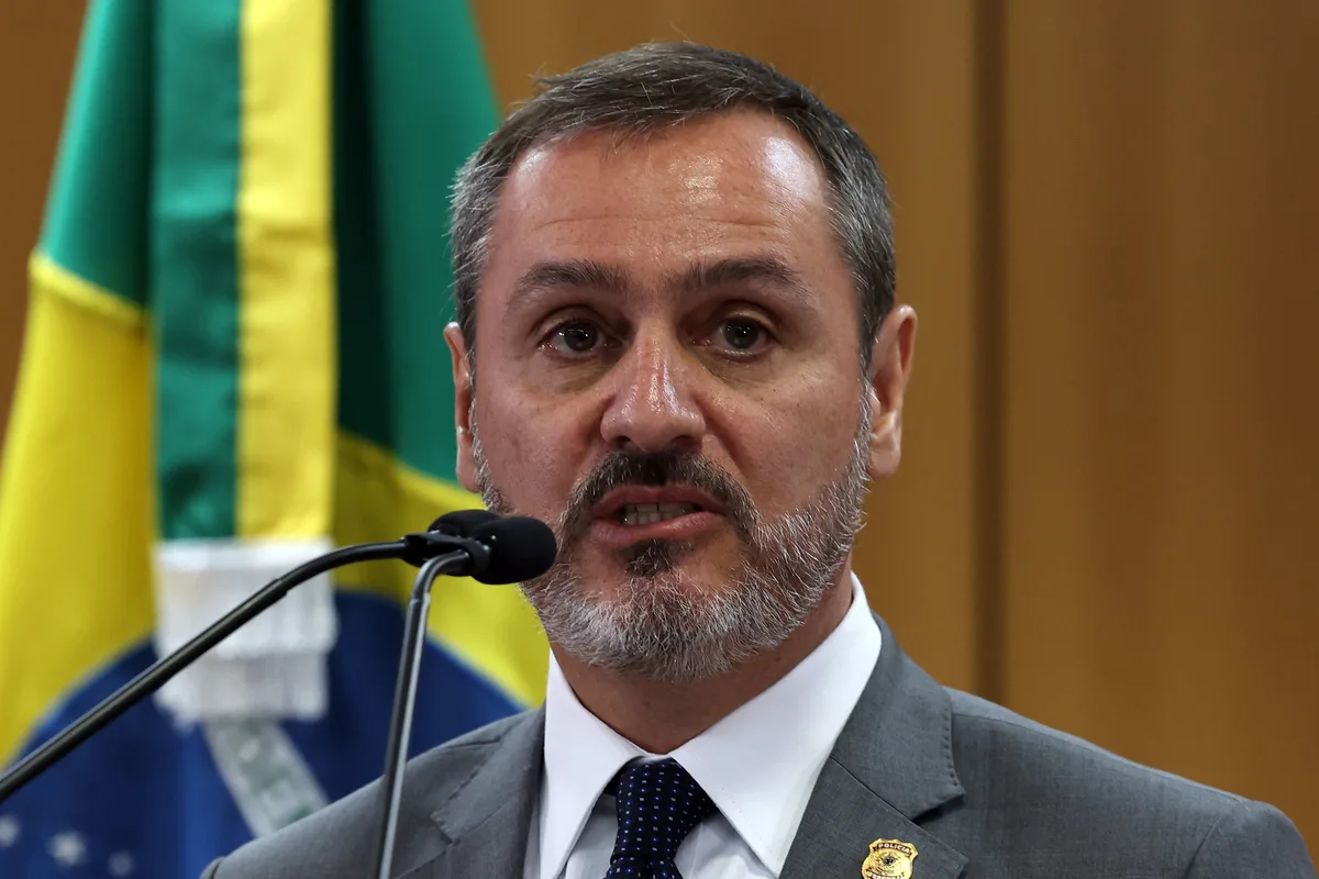 PF atua livre de “viés político” e sem “proteger ou perseguir”, diz Andrei