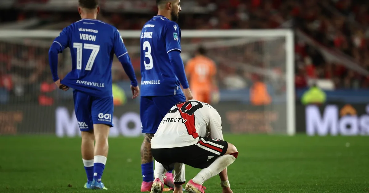 River, hoy EN VIVO: Vélez, Coudet, cambios vs. Santa Fe y últimas noticias de este lunes 24 de agosto