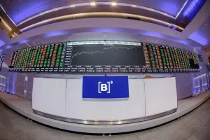 B3 (B3SA3) registra alta de 45,7% no volume negociado em setembro