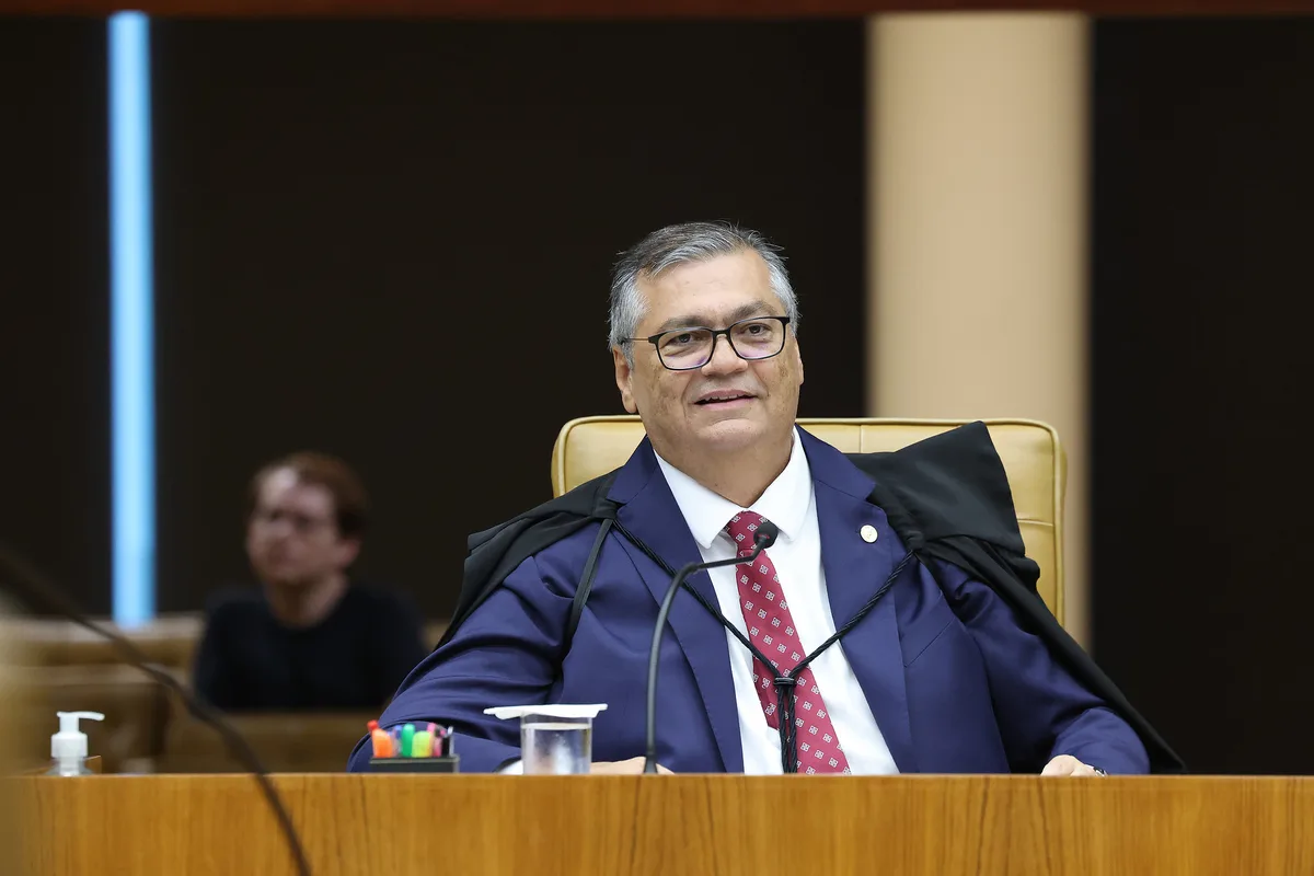 Aliado de Dino assume comando do TCE-MA após afastamento de sobrinho de Brandão