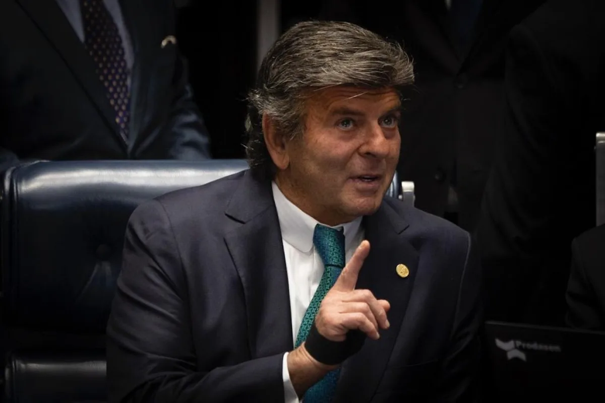 Presidente do TJBA busca ministros do STF contra decisão de Fux sobre BRB