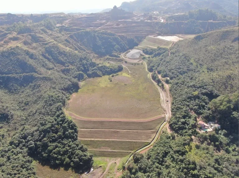 Barragem em Brumadinho tem nível de emergência reduzido, mas monitoramento continua