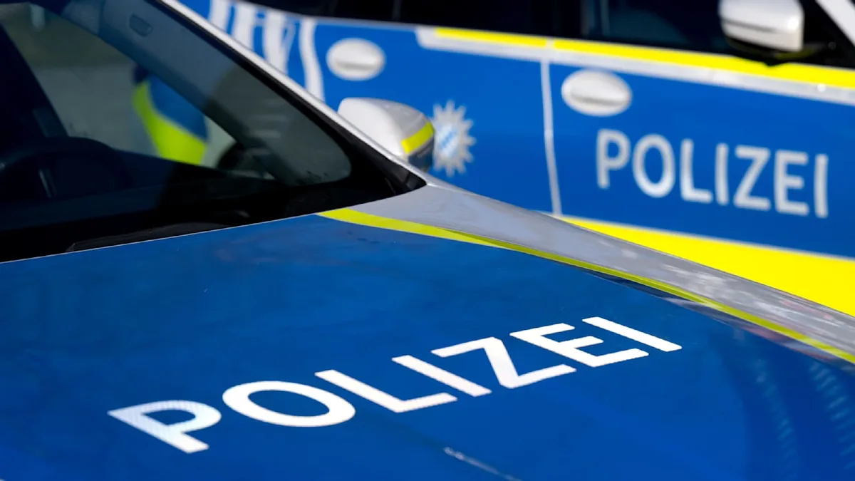 Bei Forstarbeiten in Bayern - Gefällter Baum erschlägt Grundschulkind (10)