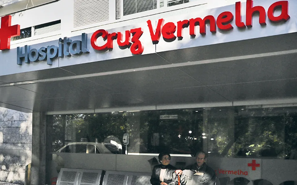 Hospital Cruz Vermelha cria serviço de cuidados domiciliários em parceria com a Puro Cuidado