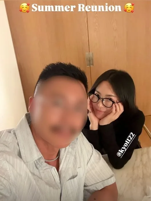 송혜교, 남사친과 재회했다..민낯으로 만나는 사이