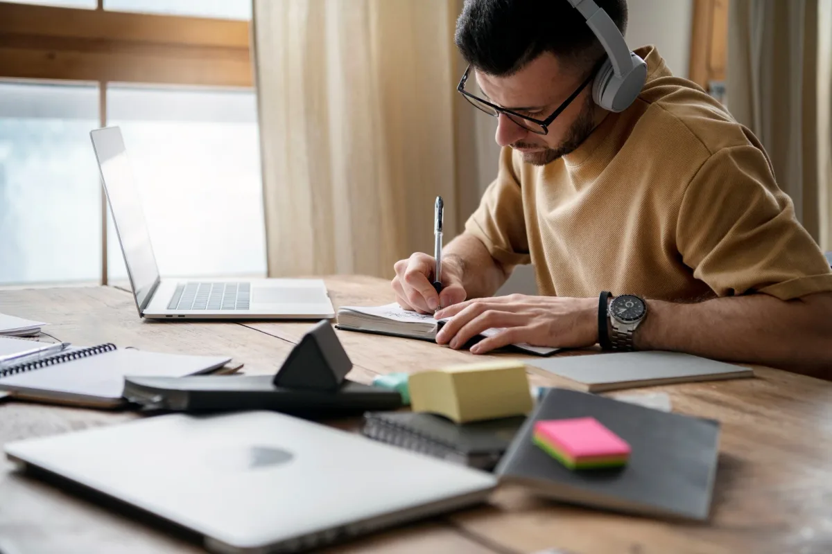 6 melhores IAs para estudar para o Enem