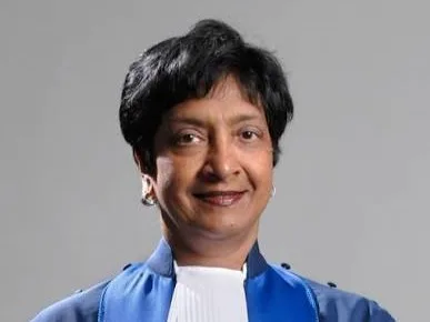 Nobel da Paz 2026 vai para Navanethem ‘Navi’ Pillay, jurista sul-africana do TPI