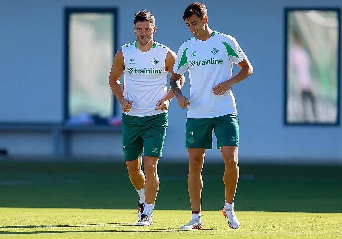 Lo Celso vuelve con el grupo y Junior se ausenta en la sesión previa al Levante - Betis