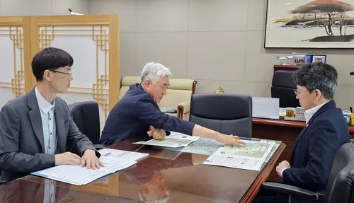 정선군, KTX 평창-정선선 철도망 반영 총력…국토부 차관 면담