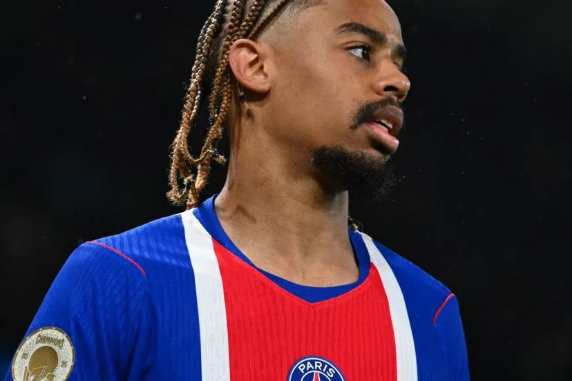 Mercato : l'OL devrait toucher entre 4,5 et 5 millions d'euros après le transfert de Bradley Barcola vers Liverpool