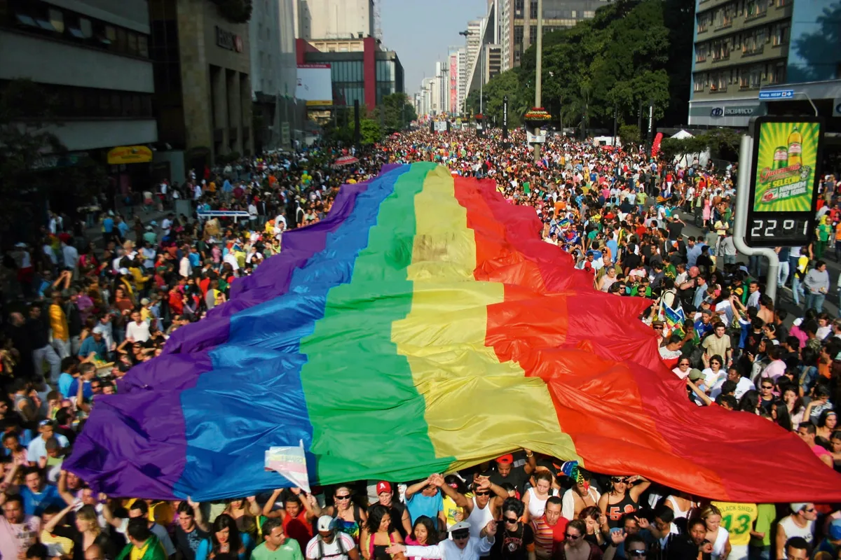 Transexuais e travestis poderão ganhar cota de vagas em certas empresas; veja quais