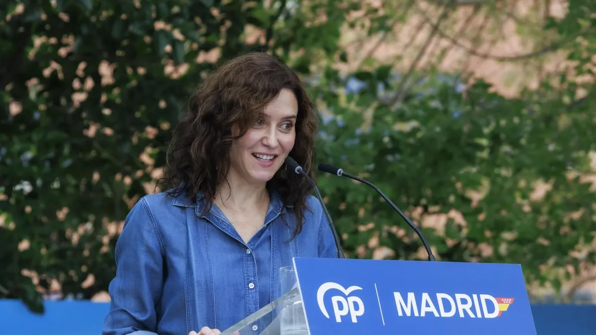 Ayuso se escuda en la ley y devuelve a Sánchez la responsabilidad por el desahucio de Maricarmen