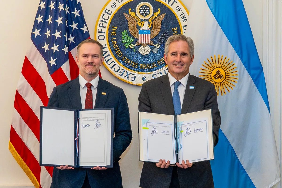 En Washington, Quirno firmó un protocolo adicional para acelerar la aprobación del acuerdo comercial con EE.UU. en el Congreso