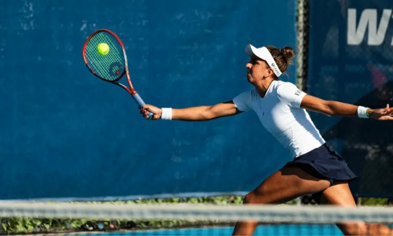 Ingrid Martins supera favoritas e avança às semis no WTA de Philadelphia