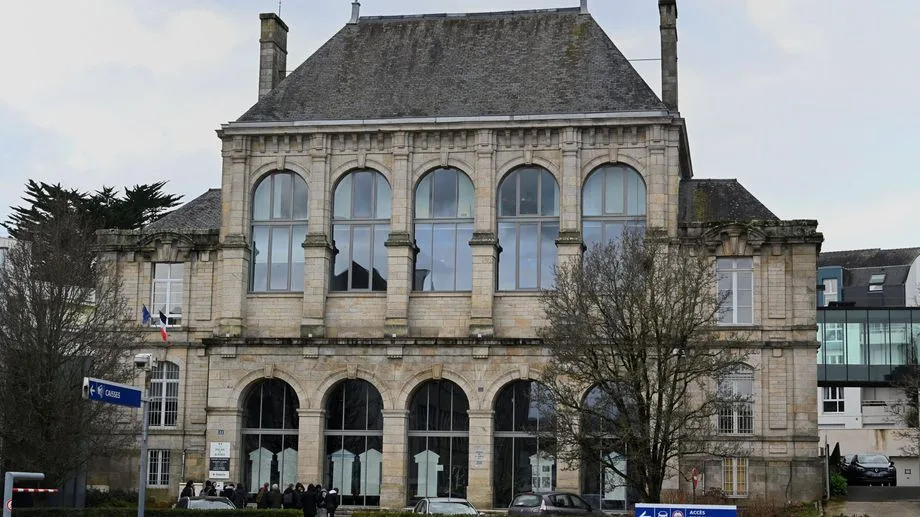 Trois ans après le viol et le meurtre d'Iris à Lorient, le procès de Christophe Raule s'ouvre à Vannes