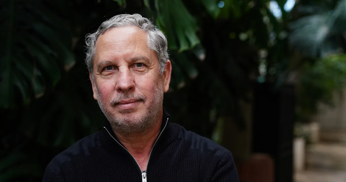Guillermo Martínez: "No quería hacer la novela del militante ejemplar"