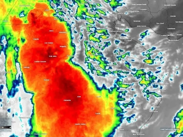 Qué es el “bloqueo atmosférico” que prolonga el mal tiempo en AMBA por una semana y no deja ver el sol