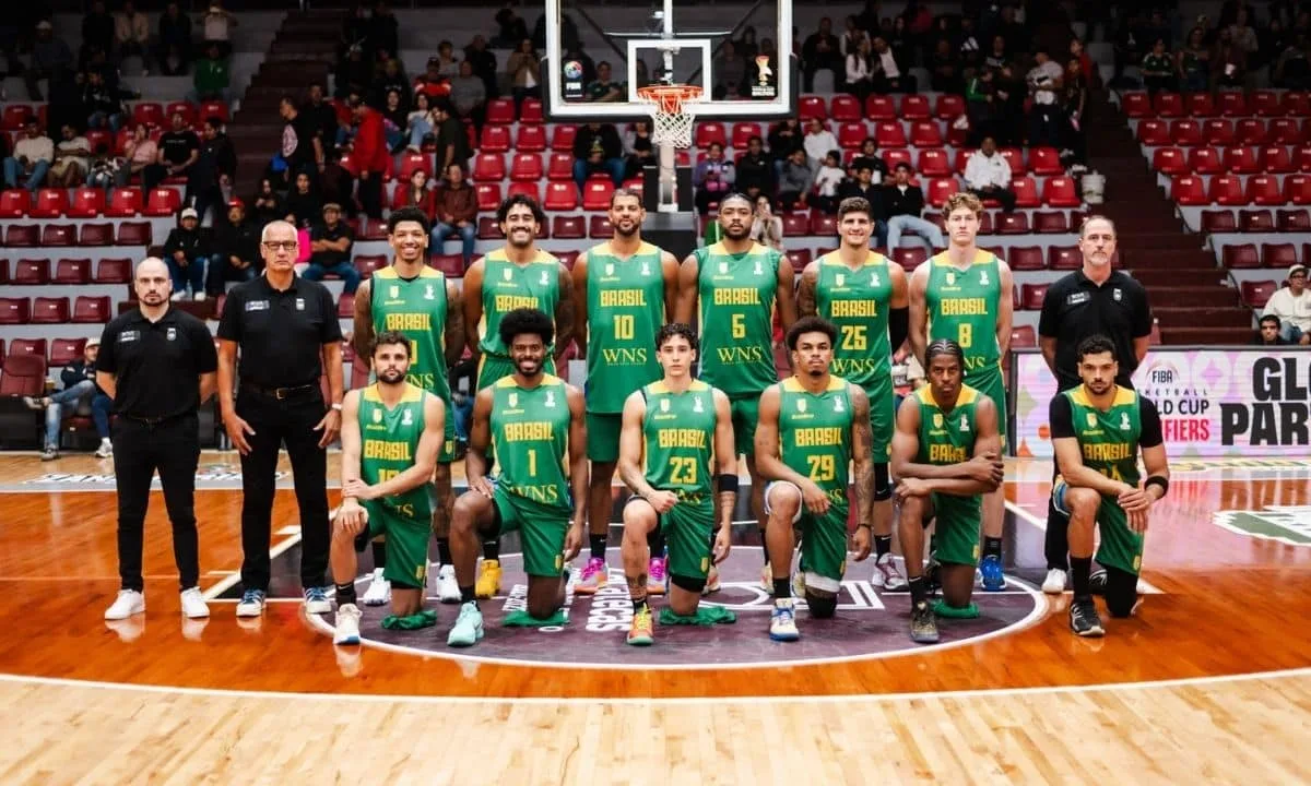 Brasil perde para o México nas Eliminatórias da Copa do Mundo de 2027
