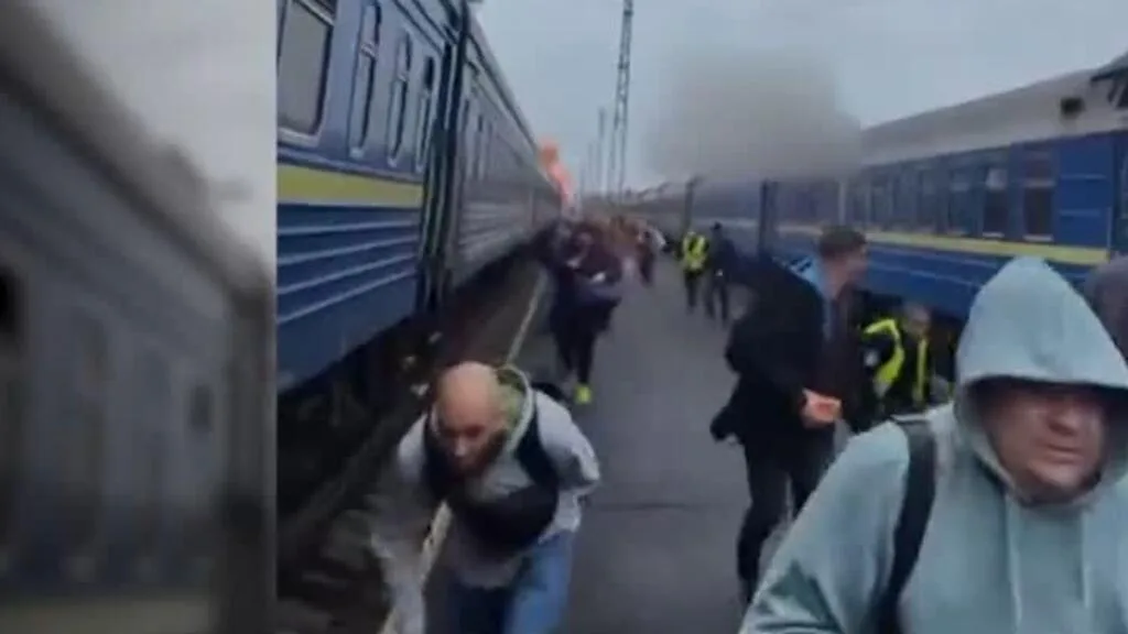 Guerre en Ukraine : la Russie frappe à 800 mètres de la Pologne