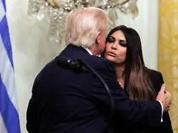 Guilfoyle ist nicht mehr tragbar: Trump ruft umstrittene US-Botschafterin in Athen zum Rücktritt auf