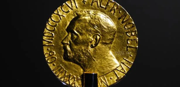 Navi Pillay ganha o prêmio Nobel da Paz 2026