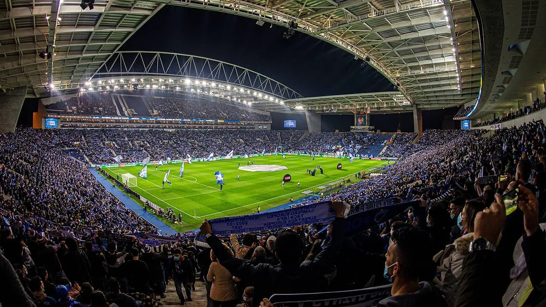 FC Porto e Benfica medem forças pela liderança no 'dragão', Sporting procura voltar às vitórias