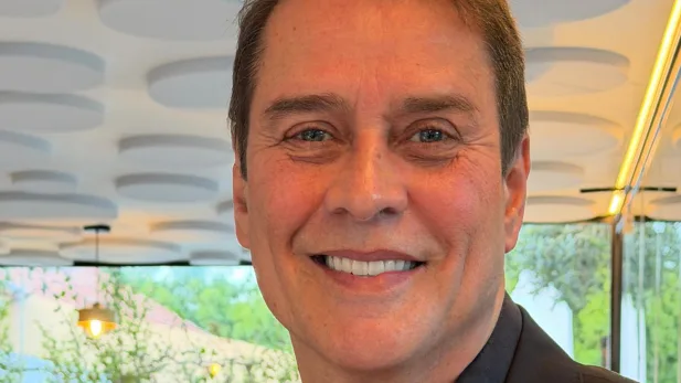 Marcello Antony faz rara aparição na TV aberta e fala sobre rotina como corretor de imóveis em Portugal; veja fotos Marcello Antony reaparece na TV aberta e fala sobre nova rotina como corretor em Portugal (Foto: Reprodução/Instagram)