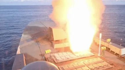 France Télévisions embarque à bord d'une frégate de défense aérienne pour assister à un exercice de tir de missile