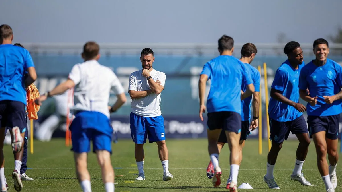 FC Porto: Farioli concede semana de folga ao plantel, lesionados trabalham no Olival