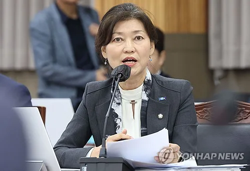 혁신당 전북도당위원장에 강경숙…"정책 정당, 강한 정당으로"