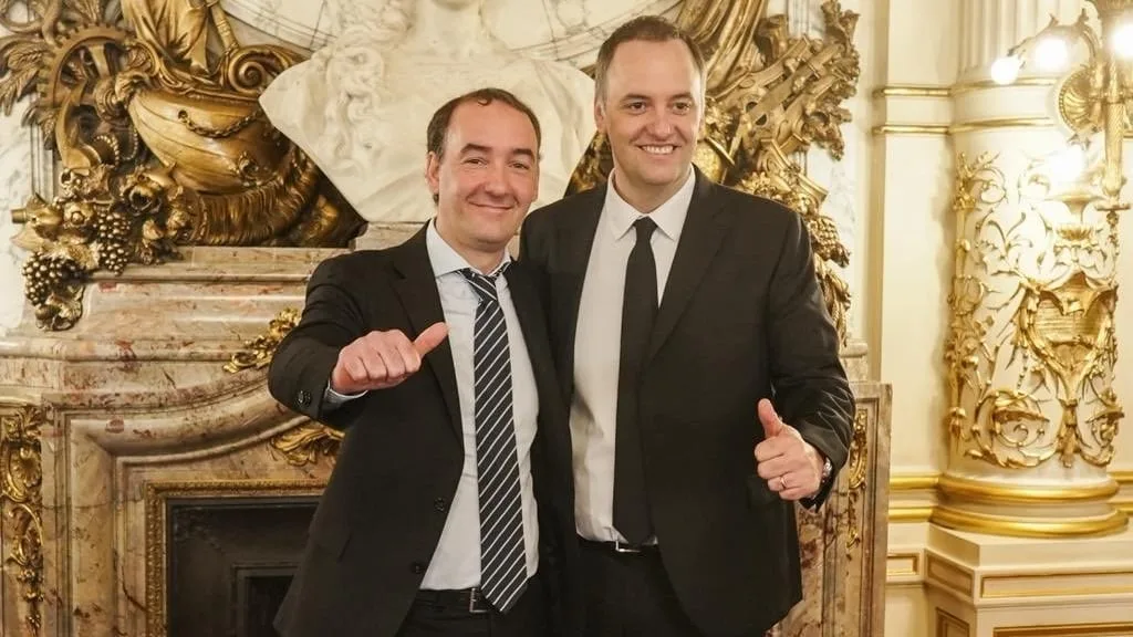 Francisco Adorni, el hermano del exjefe de Gabinete, dijo que se confundió y puso un cero de más en su declaración jurada