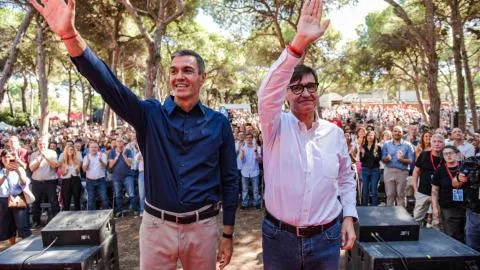 Sánchez responde a la oposición "destructiva" de Feijóo en Ceuta y señala el ático de Ayuso como ejemplo del modelo del PP