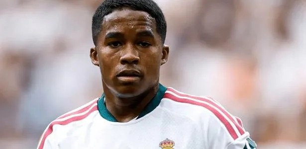 Endrick fica fora de último amistoso do Real antes de estreia no Espanhol