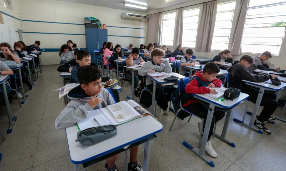 Escolas públicas de Joinville poderão ser administradas por empresas privadas