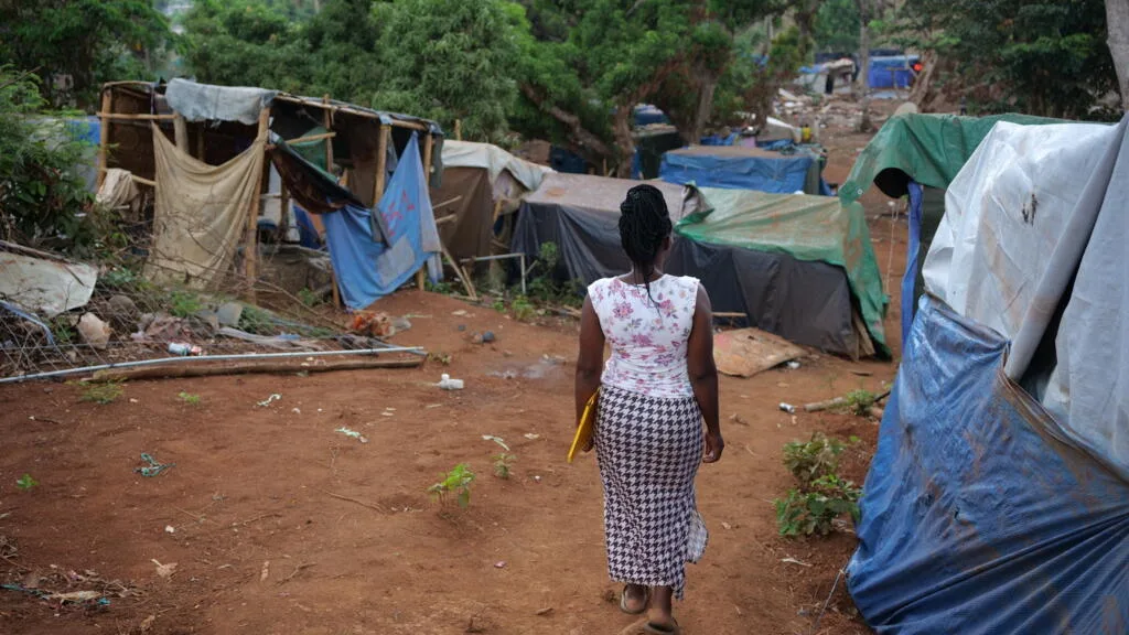 En visite à Mayotte, Sébastien Lecornu face au sujet brûlant de l’immigration irrégulière sur l’archipel