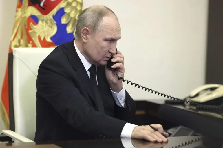 Путин и Трамп обсудили урегулирование на Украине