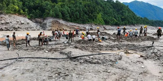 Inondations au Népal et au Tibet : une semaine après la crue, le bilan dépasse les 1 200 morts