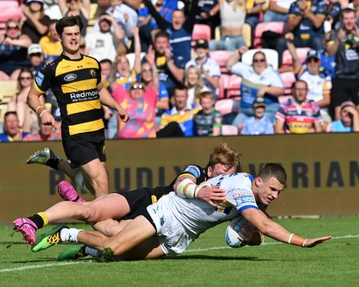 Leeds deliver timely Super League showcase while NRL investment hangs in balance