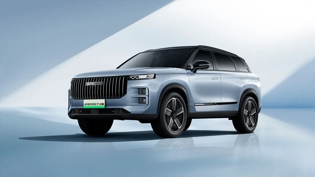 Jaecoo 7 chega ao Brasil com tecnologia híbrida e foco em SUVs