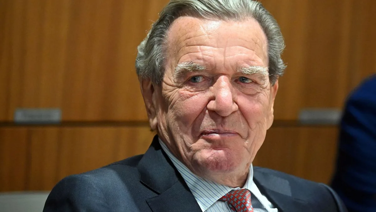 Bezirksparteitag: SPD Oberpfalz fordert Schröder-Rauswurf