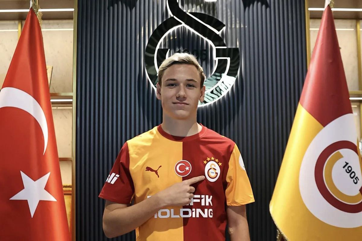 Алексей Батраков отреагировал на своё изображение в симуляторе EA Sports FC 27