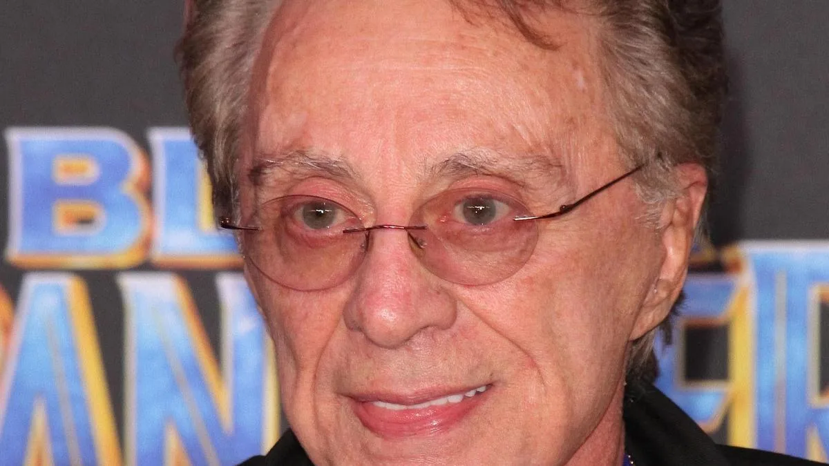 Frankie Valli 'improving' after 'tough times'