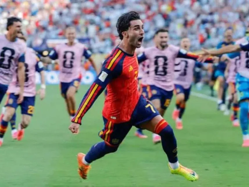 Ferran Torres es nuevo jugador del PSG