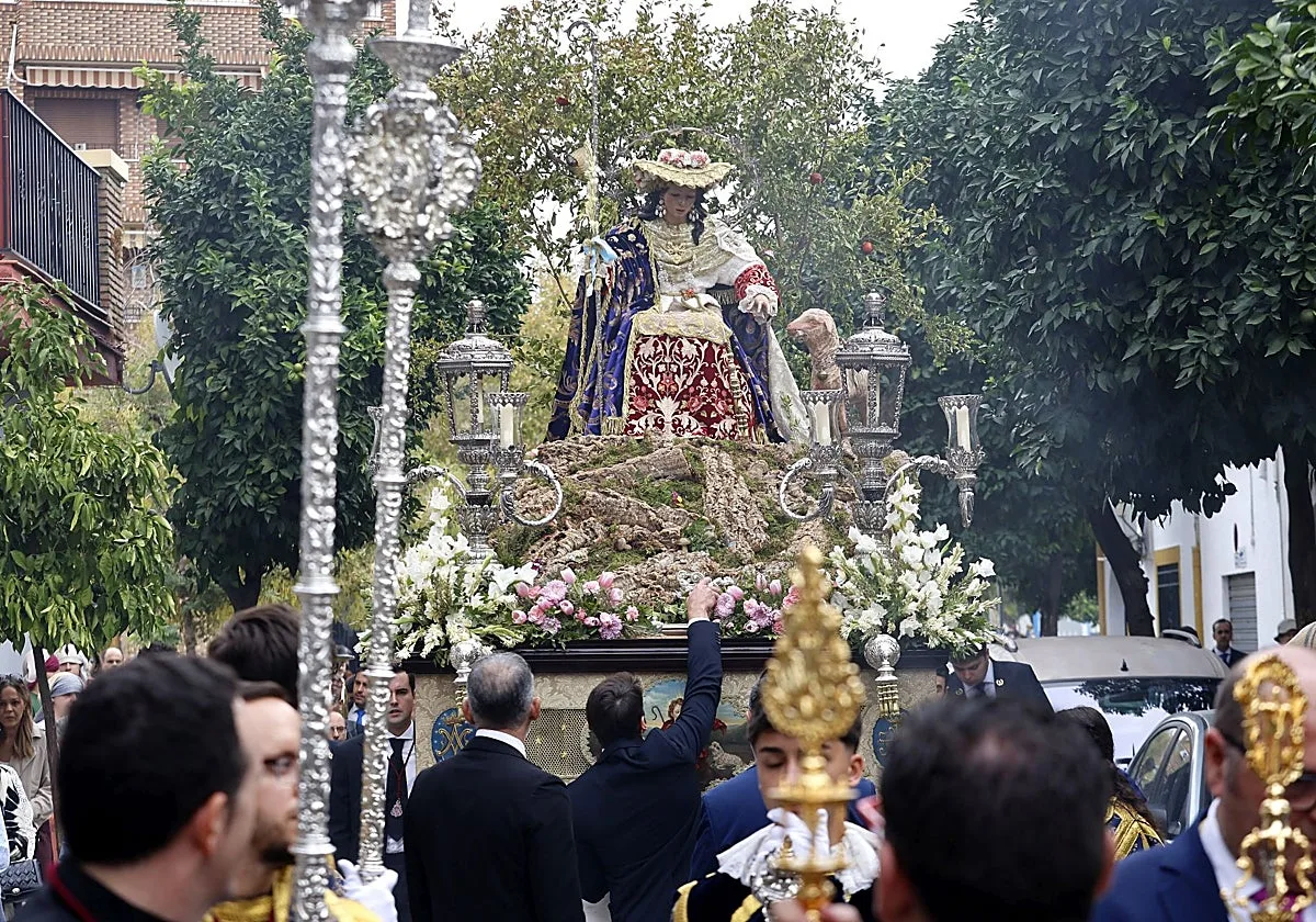 La Divina Pastora lleva el esplendor y la devoción por el Campo de la Verdad de Córdoba
