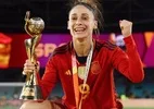 Jogadora campeã do mundo causa polêmica ao fechar com clube saudita
