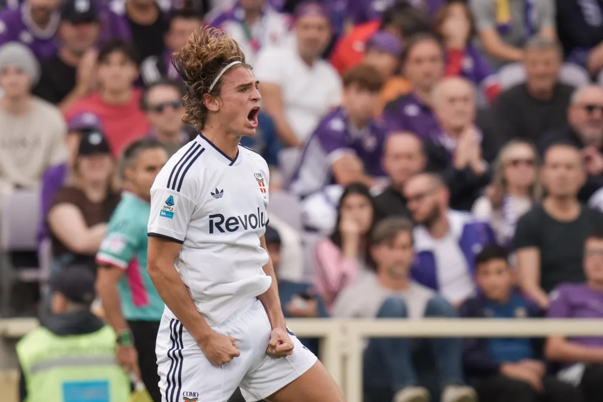 El cabezazo perfecto de Nico Paz ante Fiorentina y el foul a Mastantuono que le valió una amarilla
