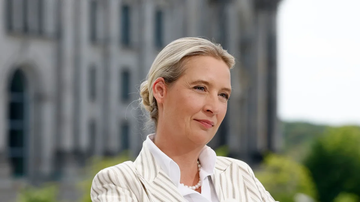 Deutschland-Liveblog: Weidel gibt sich siegessicher und beleidigt die Regierung: „Flachzangen“
