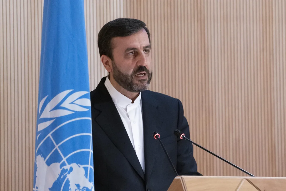 Irán aclara que su "plan por fases" con Omán sobre Ormuz no implica la apertura inmediata del estrecho