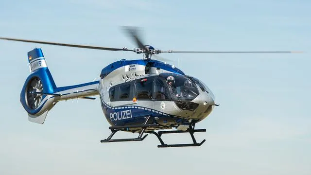 Mit dem Messer überfallen: Raubüberfall in Verbrauchermarkt: Kunde vertreibt Mann